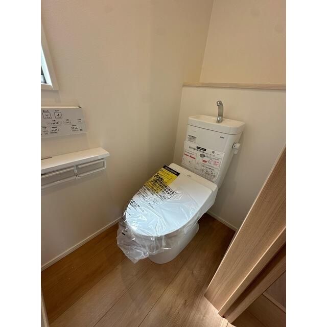 ��ʌ��������܎s�Y�a��{���T���ڂ̈�ˌ��Ẵg�C��