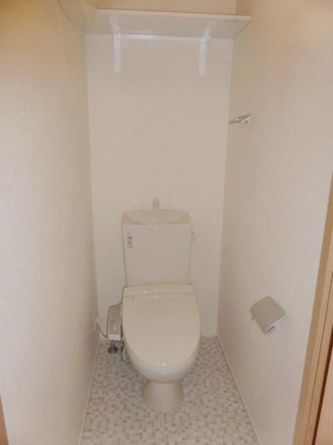 ��ʌ��z�J�s���C�N�^�E���U���ڂ̃A�p�[�g�̃g�C��