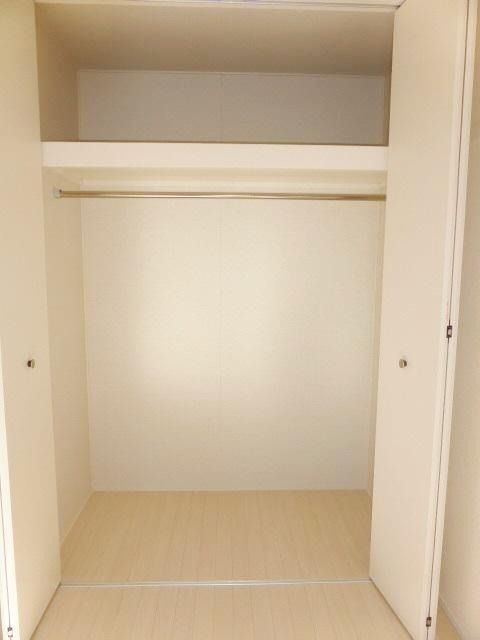 ��ʌ��z�J�s���C�N�^�E���U���ڂ̃A�p�[�g�̎��[