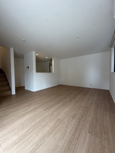 ��ʌ��������܎s�k��g�쒬�Q���ڂ̈�ˌ��Ă̋��ԁE���r���O