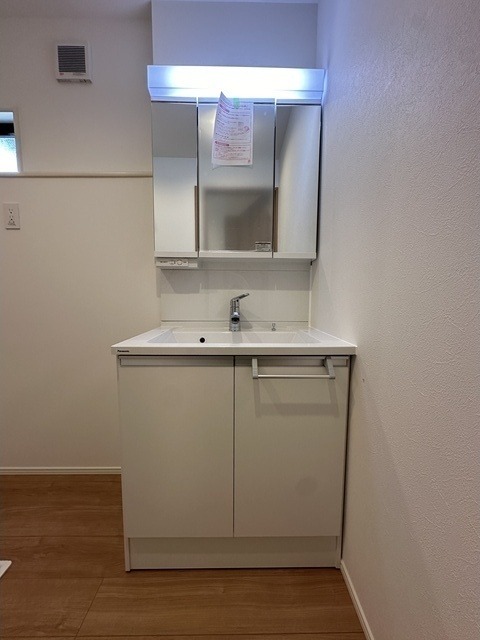 ��ʌ��������܎s�k��g�쒬�Q���ڂ̈�ˌ��Ă̐��ʏ�