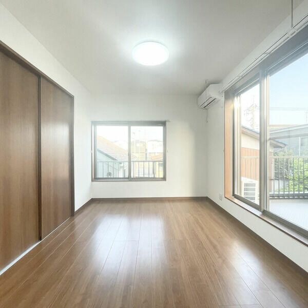 ��ʌ�����s�씵���J�U���ڂ̃A�p�[�g�̋��ԁE���r���O