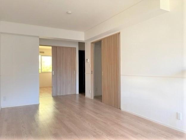 ��ʌ��������܎s�k��A�|���P���ڂ̃A�p�[�g�̂��̑������E�X�y�[�X