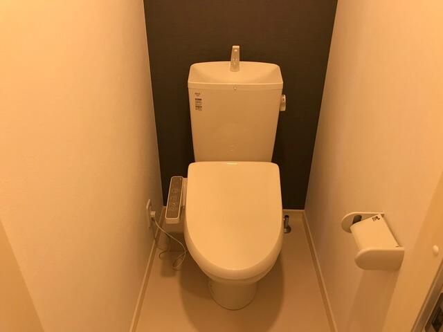 ��ʌ��������܎s�k��A�|���P���ڂ̃e���X�n�E�X�̃g�C��