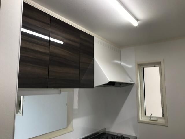 ��ʌ��������܎s�k��A�|���P���ڂ̃e���X�n�E�X�̂��̑��ݔ�