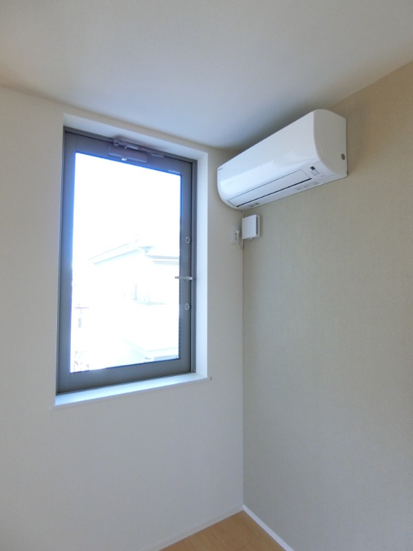 ��ʌ��������܎s��{��y�蒬�Q���ڂ̃}���V�����̂��̑��ݔ�