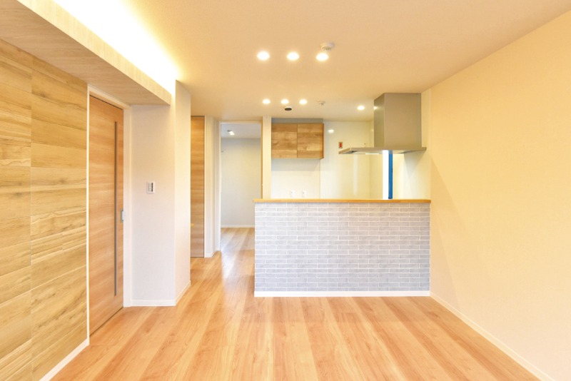 ��ʌ��������܎s��{����ؒ��S���ڂ̃}���V�����̋��ԁE���r���O