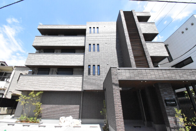 ��ʌ��������܎s��{����ؒ��S���ڂ̃}���V�����̌����O��