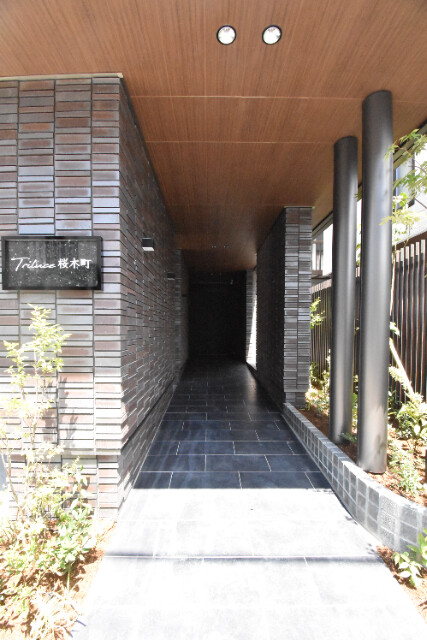 ��ʌ��������܎s��{����ؒ��S���ڂ̃}���V�����̃G���g�����X