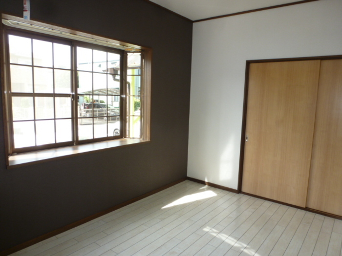 ��ʌ�����s�˒˓��S���ڂ̃A�p�[�g�̂��̑������E�X�y�[�X