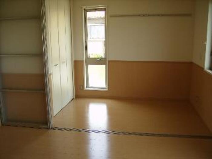 ��ʌ��������܎s��掭��܂Q���ڂ̃A�p�[�g�̋��ԁE���r���O