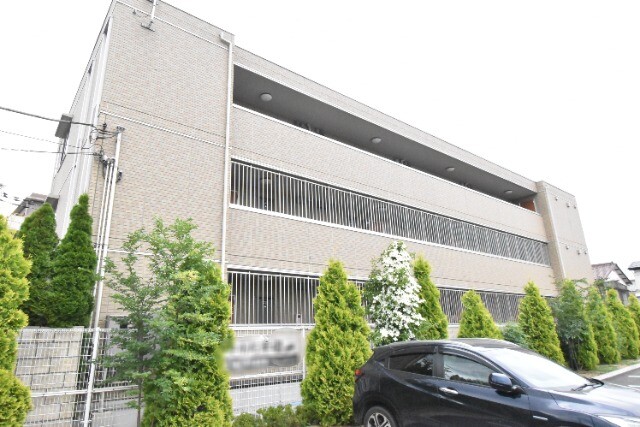 ��ʌ��������܎s�k��������Q���ڂ̃A�p�[�g�̌����O��