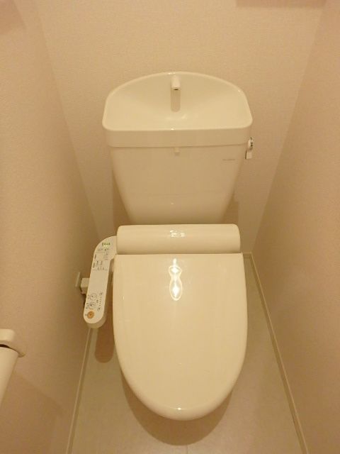 ��ʌ��������܎s�k��������Q���ڂ̃A�p�[�g�̃g�C��