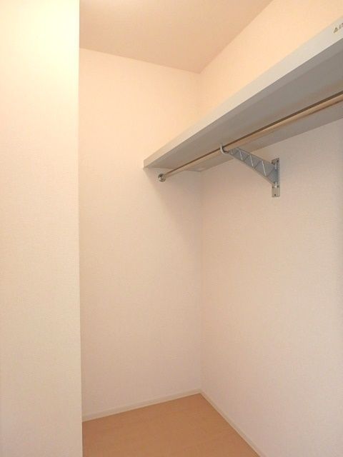 ��ʌ��������܎s�k��������Q���ڂ̃A�p�[�g�̎��[