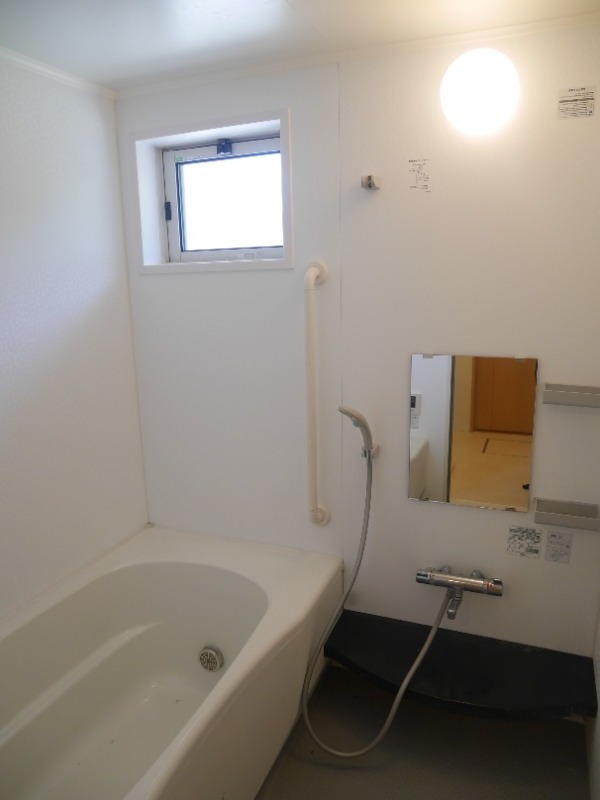 ��ʌ��������܎s������厚��J�̃A�p�[�g�̃o�X