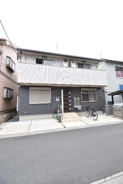 ��ʌ������s�����U���ڂ̃A�p�[�g�̌����O��