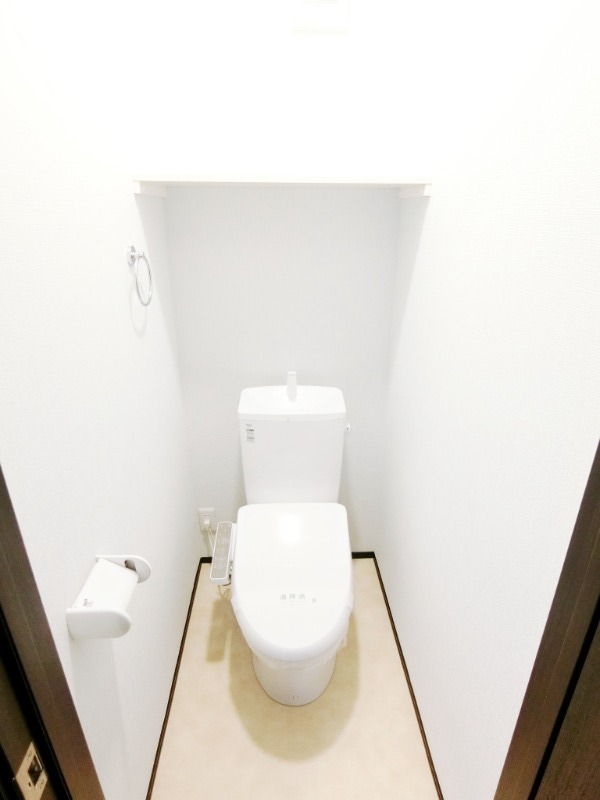 ��ʌ��@�c�s���m�؂S���ڂ̃e���X�n�E�X�̃g�C��