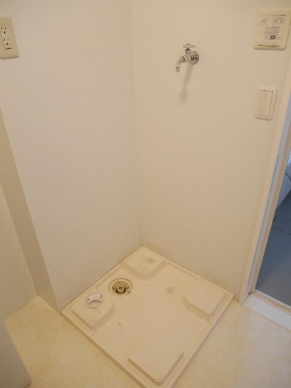 ��ʌ��������܎s������厚��J�̃A�p�[�g�̂��̑�