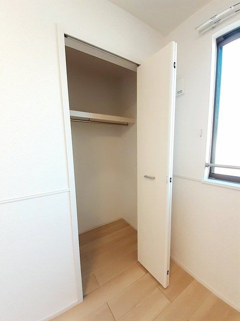 ��ʌ��@�c�s�厚�쓇�̃A�p�[�g�̎��[