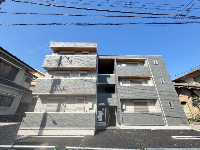 ��ʌ��z�J�s��z�J�T���ڂ̃A�p�[�g�̌����O��