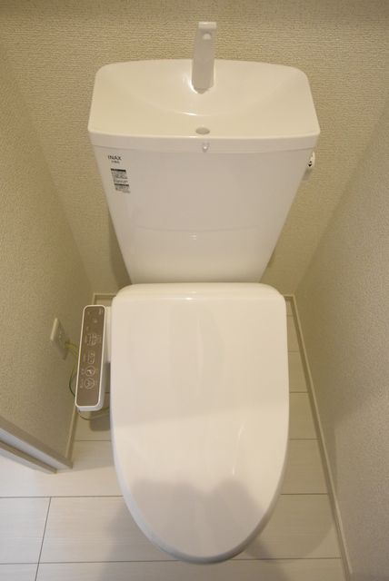 ��ʌ��������܎s�������a�c���P���ڂ̃A�p�[�g�̃g�C��