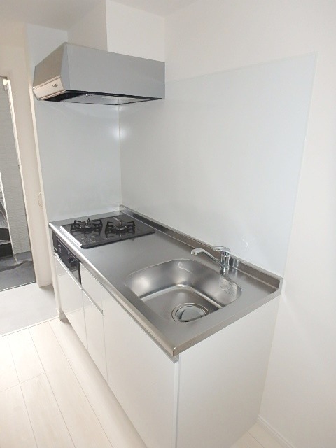 ��ʌ��������܎s�k��{�����Q���ڂ̃A�p�[�g�̃L�b�`��