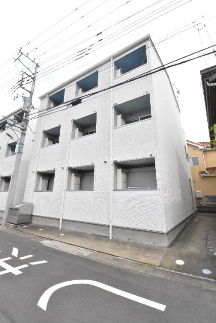 ��ʌ��������܎s�k��{�����Q���ڂ̃A�p�[�g�̌����O��