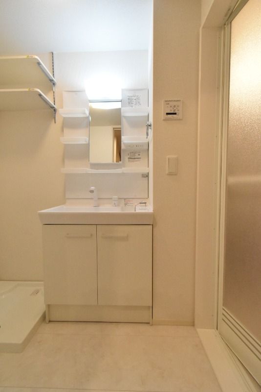 ��ʌ��������܎s�k����i���P���ڂ̃A�p�[�g�̐��ʏ�