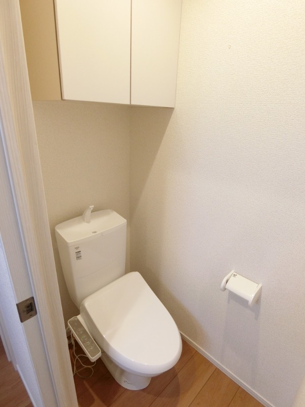 ��ʌ��������܎s�������a�c���Q���ڂ̃A�p�[�g�̃g�C��