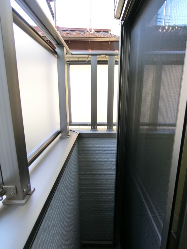 ��ʌ��������܎s�������a�c���Q���ڂ̃A�p�[�g�̃o���R�j�[