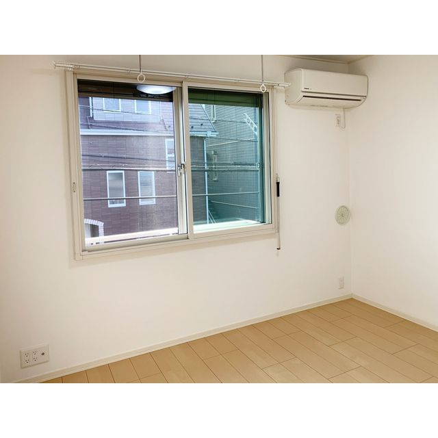 ��ʌ��������܎s��΋�{���P���ڂ̃A�p�[�g�̋��ԁE���r���O