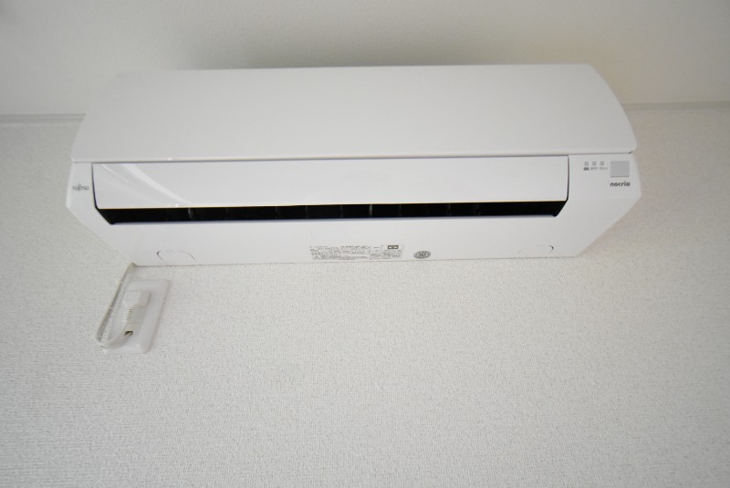 ��ʌ�����s����T���ڂ̃A�p�[�g�̂��̑��ݔ�