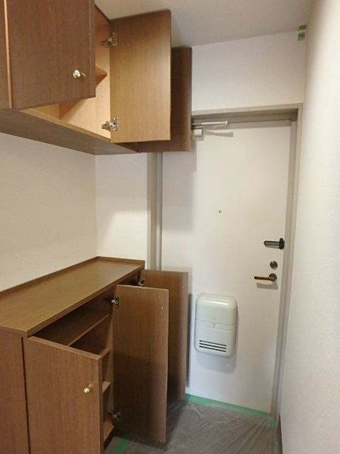 ��ʌ��������܎s�k�擌�听���Q���ڂ̃}���V�����̌���