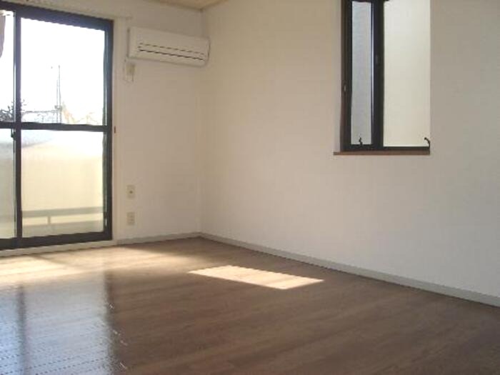 ��ʌ��������܎s����{�O���̃A�p�[�g�̋��ԁE���r���O