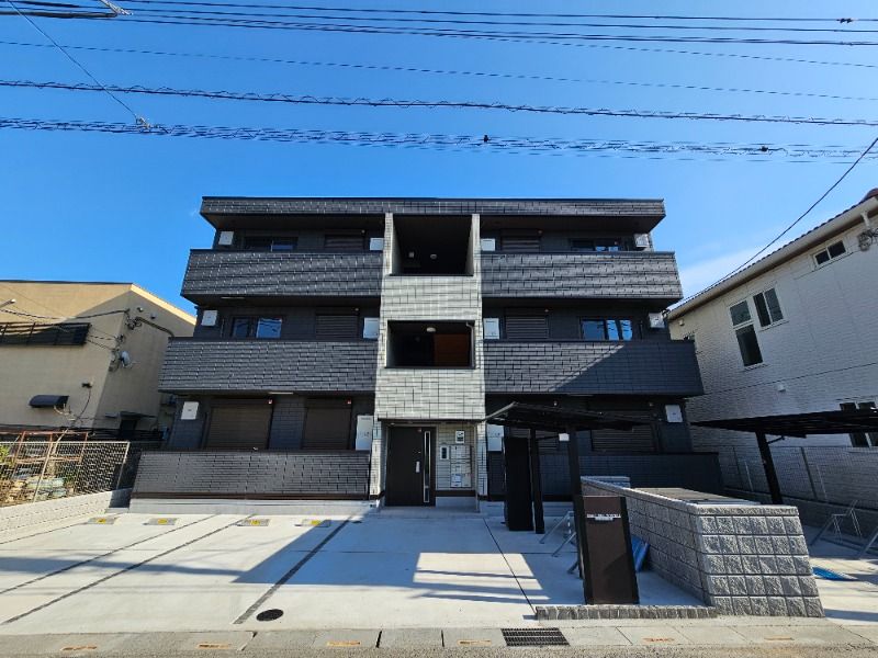 ��ʌ�����s�˒˂Q���ڂ̃A�p�[�g�̌����O��