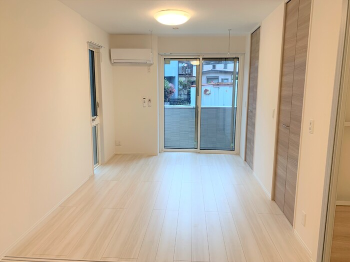 ��ʌ��z�J�s��z�J�R���ڂ̃A�p�[�g�̂��̑������E�X�y�[�X