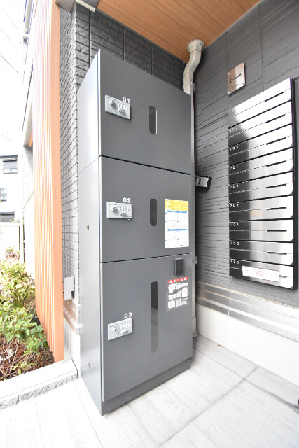 ��ʌ��z�J�s��z�J�R���ڂ̃A�p�[�g�̂��̑�