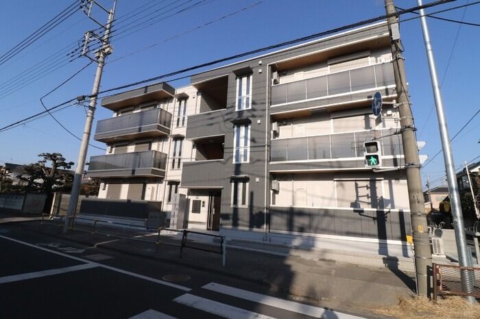 ��ʌ��������܎s�Y�a��j���J�P���ڂ̃A�p�[�g�̌����O��