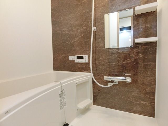 ��ʌ��������܎s�����擌��{�V���ڂ̃A�p�[�g�̃o�X