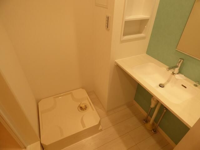 ��ʌ��������܎s�Y�a��k�Y�a�R���ڂ̃}���V�����̐��ʏ�