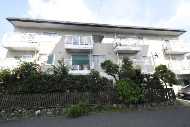 ��ʌ��������܎s�����擌��{�V���ڂ̃}���V�����̌����O��