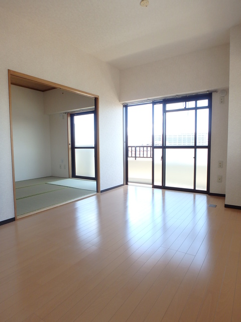 ��ʌ��������܎s�k����i���R���ڂ̃}���V�����̋��ԁE���r���O