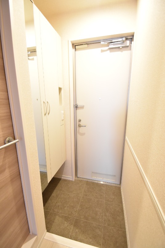 ��ʌ��z�J�s�{�{���R���ڂ̃A�p�[�g�̌���