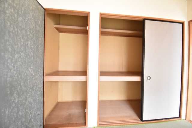 ��ʌ�����s������U���ڂ̃A�p�[�g�̎��[