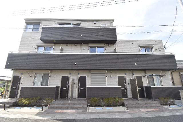 ��ʌ��������܎s����厚�w��̃A�p�[�g�̌����O��