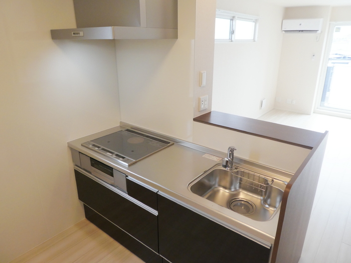 ��ʌ�����s�����S���ڂ̃A�p�[�g�̃L�b�`��