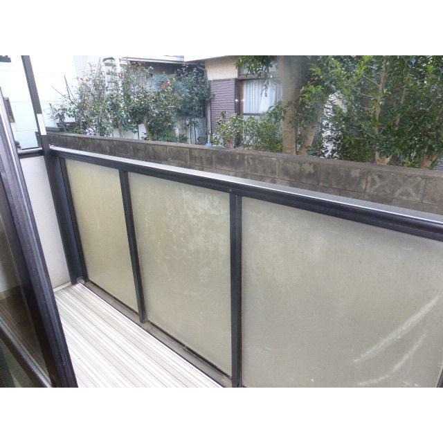 ��ʌ�����s�t���P���ڂ̃A�p�[�g�̃o���R�j�[