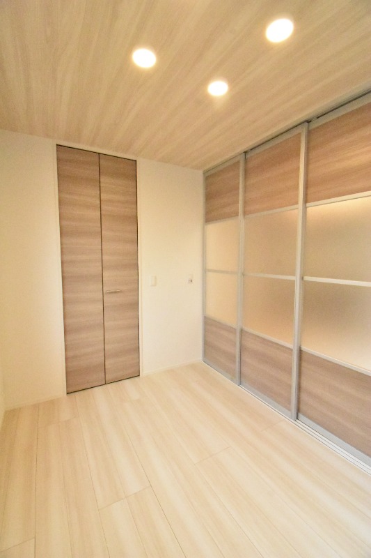 ��ʌ������s�V�����X���ڂ̃A�p�[�g�̂��̑�