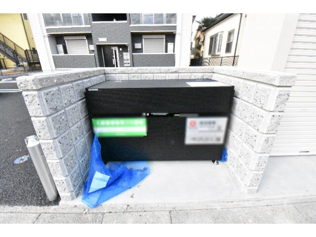 ��ʌ������s�V�����X���ڂ̃A�p�[�g�̂��̑�