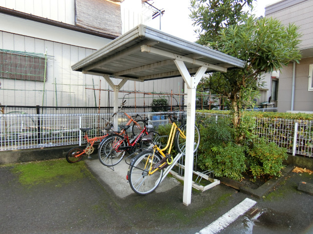 ��ʌ������s���h�Q���ڂ̃A�p�[�g�̂��̑�